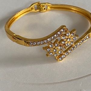 New! Flowers Bracelet CZ crytsal